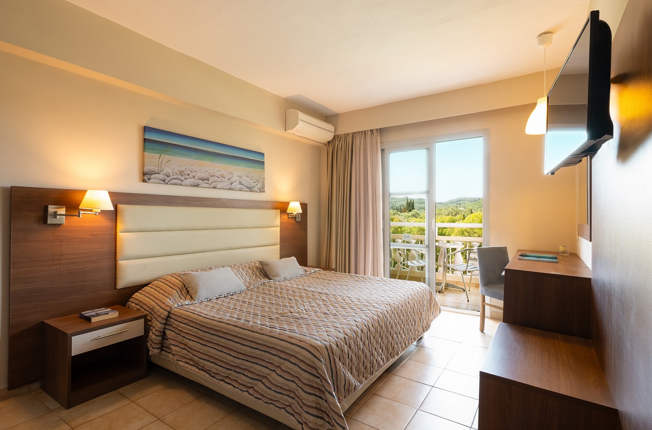 Tiara Holidays - Canvas by Mitsis Messonghi - standard room river view - bedroom